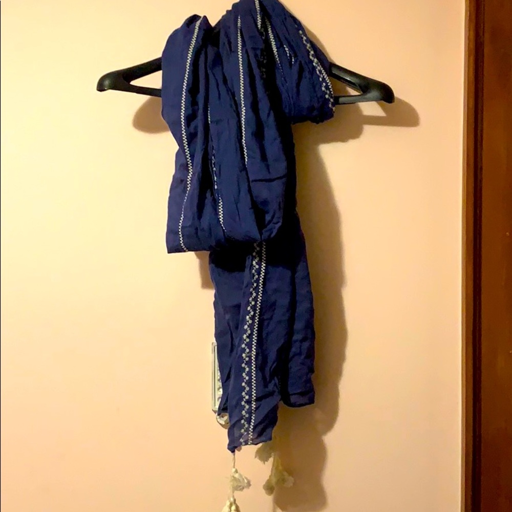 H&M sheer blue and white scarf with tassels